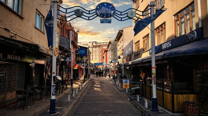 Barlar Sokağı - Foto 3