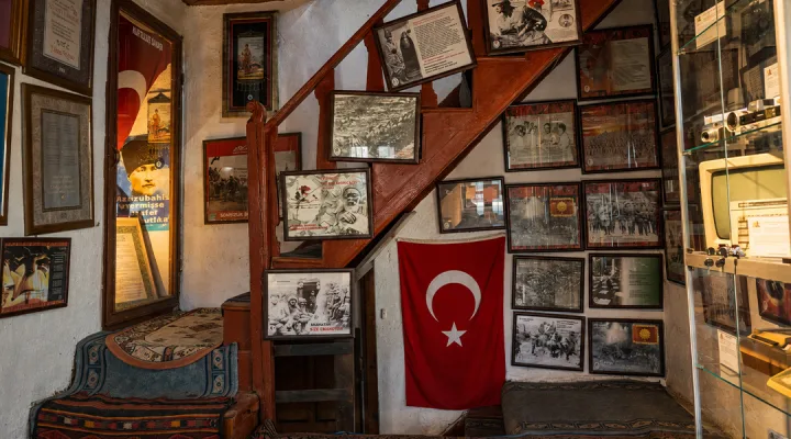 Beylerbeyi Konağı Niyazi Çapa Kültür Merkezi - Foto 2