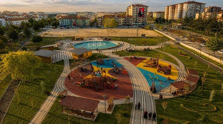 Cumhuriyet Meydanı - Foto 2