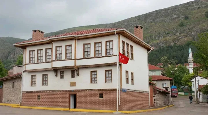 İnönü Savaşları Karargah Evi