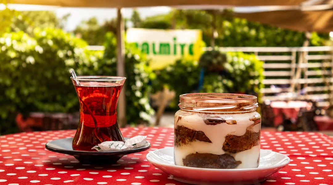 Palmiye Cafe - Foto 3