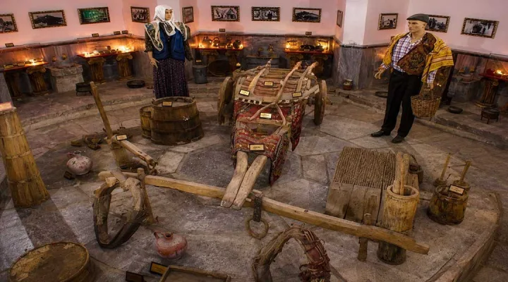 Seyitgazi Bor ve Etnografya Müzesi - Foto 2
