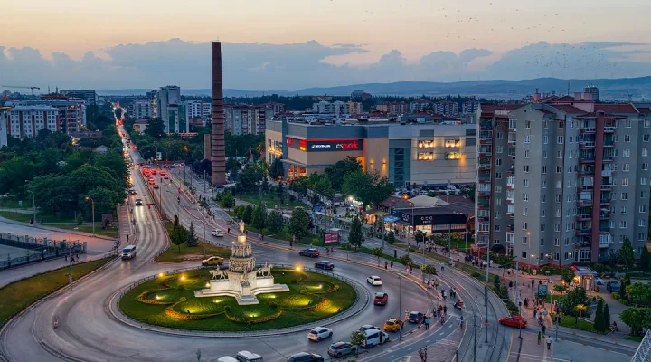 Ulus Anıtı - Foto 1